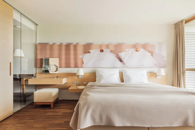غرفة سوبيريور بسرير مزدوج بشرفة، Balance Resort Stegersbach 2/7