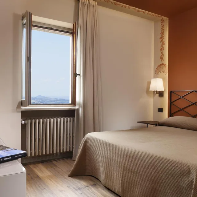 غرفة سوبيريور بسرير مزدوج أو سريرين منفصلين، Titano Suites 2/10