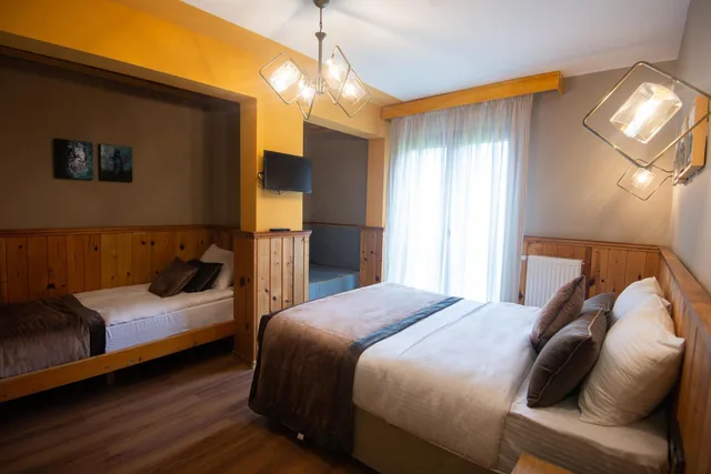 غرفة ثلاثية بإطلالة على الجبل، Ayder Koru Otel 3/6