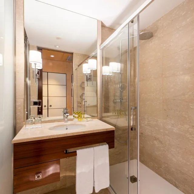 Superior, Double Bed, Eurostars Gran Valencia 5/6