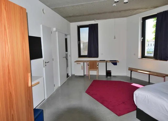 غرفة قياسية بسرير كينج، Belvue Hotel 5/9