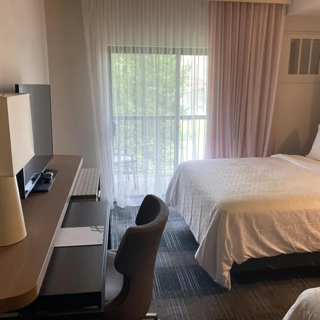 جناح بسرير كوين بإطلالة على النهر، Holiday Inn Clarkston - Lewiston 3/5