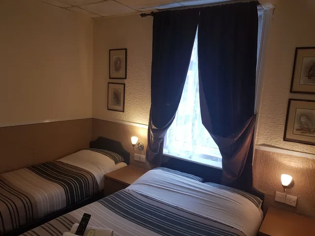 غرفة ثلاثية، Grange House Hotel 7/10