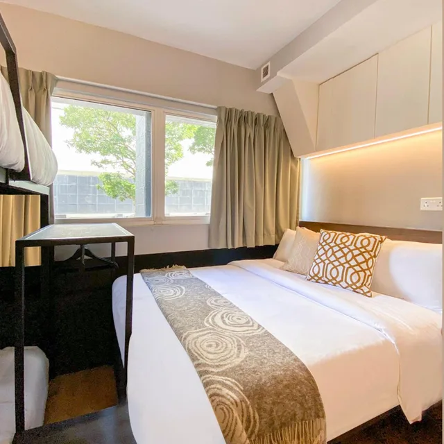 Cabin, Private Bathroom, Xl، ST Signature Bugis Beach 1/6
