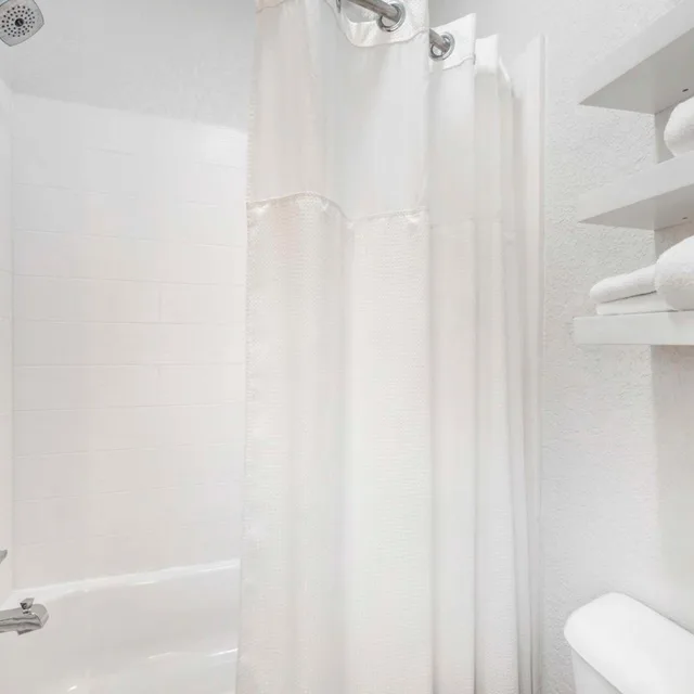 غرفة بسرير كينج بجاكوزي، Best Western Celina 8/10