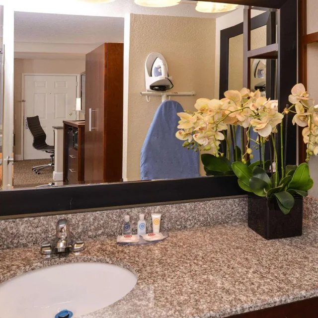 Room, Quadruple, 2 Queen Beds, Rancho Cordova Inn 6/6