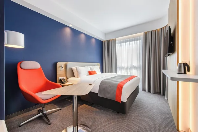 غرفة قياسية بسرير كينج، Holiday Inn Express Rzeszow Airport 10/10
