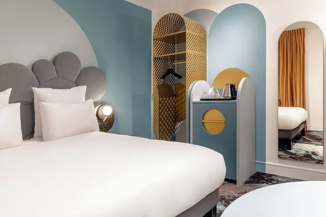 Superior, Double Bed, Mercure Annecy Centre 4/6
