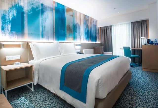 Standard, Queen Bed, Airport View، Holiday Inn Express Manila Newport World Resorts 2/7