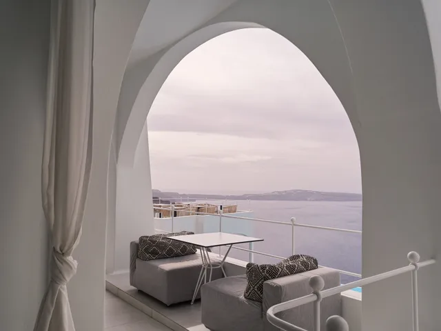 Cosmopolitan, Sea View, Indoor Jetted Tub، Cosmopolitan Suites - Adults Only 3/3