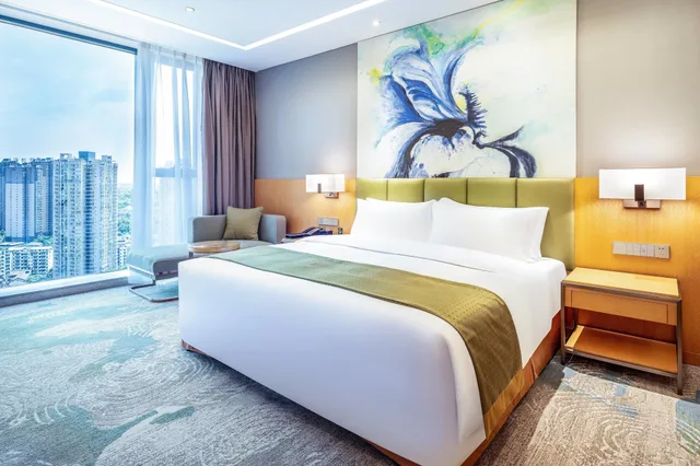 غرفة بريميوم بسرير كينج بإطلالة على المدينة، Holiday Inn Neijiang Riverside 1/6