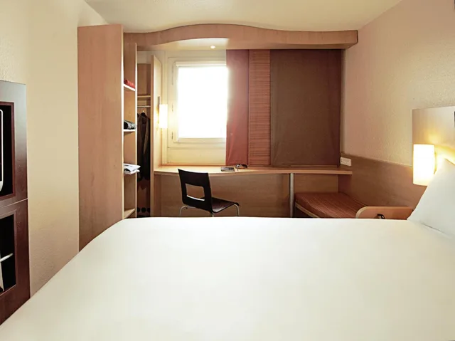 Standard, Double Bed, Ibis Braga 7/10