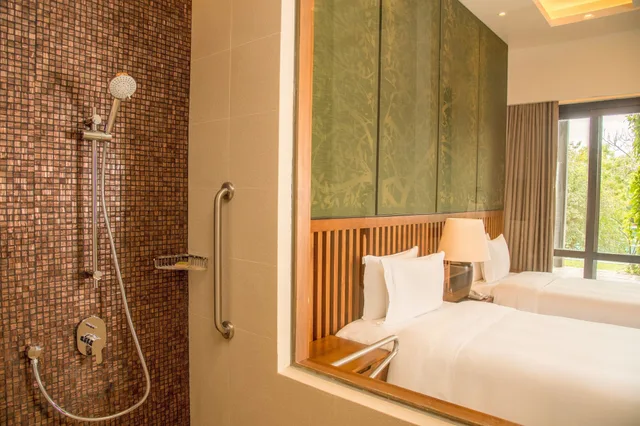 Deluxe, Twin Beds, Accessible, Doubletree By Hilton Weerawila Rajawarna Resort 3/6