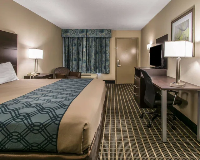 غرفة قياسية بسرير كينج للمدخنين، Econo Lodge Defuniak Springs I-10 2/3