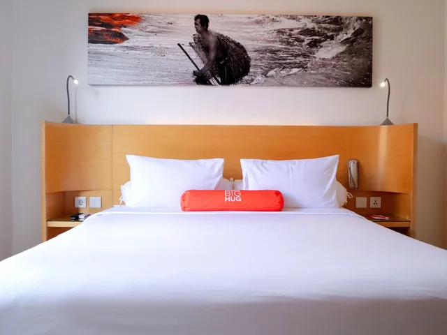 Harris, Suite, Sofa، HARRIS Hotel Kuta Tuban 4/6