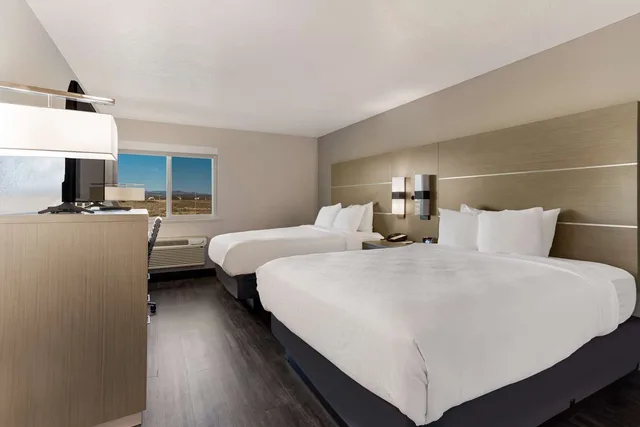 Room, 2 Queen Beds, Accessible, Best Western Grants Inn 2/4