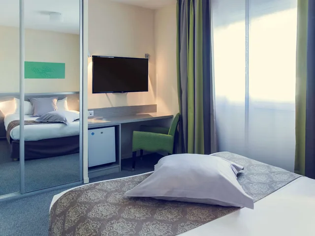 Exterior, Classic, Double Bed, Mercure Lyon Est Villefontaine 9/10