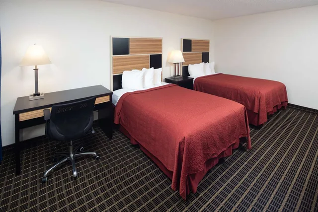 غرفة بسريرين كوين، Red Lion Hotel & Conference Center Ellensburg 1/1