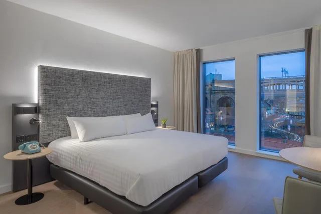 Town House, King Bed، INNSIDE Newcastle 6/7