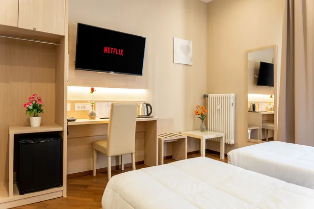 غرفة بسريرين منفصلين، Hotel Victoria Cuneo 8/10