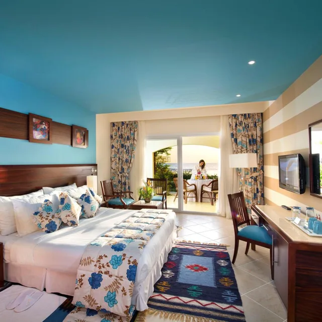 Room, Double Bed, Side Sea View، Concorde Moreen Beach Resort & Spa - All Inclusive 6/10
