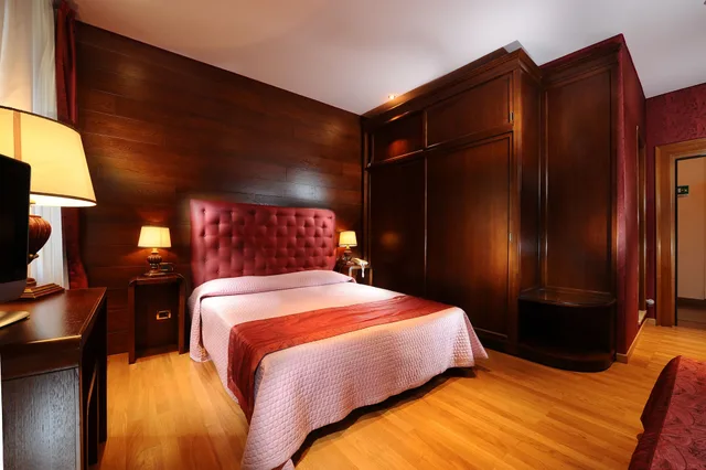 Superior, King Bed, Abbazia 6/9