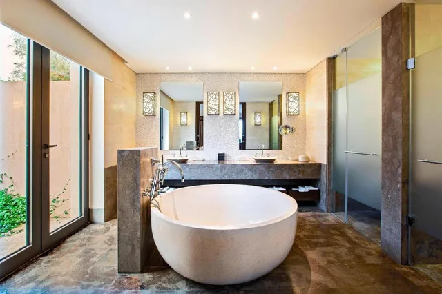 2 Bedrooms, Master, Infinity, Villa, Twin Beds, King Bed, Beach Front, Private Pool، The Romanos, a Luxury Collection Resort, Costa Navarino 2/2