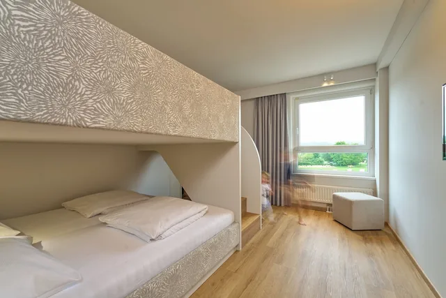 غرفة عائلية بسرير كوين وسرير بطابقين وسرير كوين، H2O Hotel-Therme-Resort 2/6
