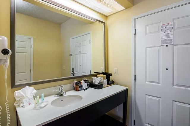 غرفة بسرير كينج، Best Western of Crestview 4/4