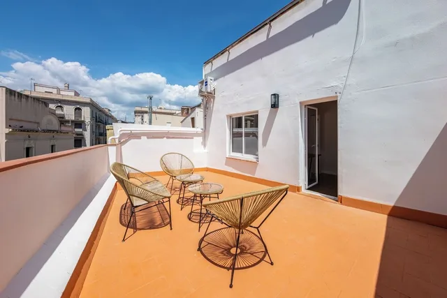 Family, Apartment, 1 Double and 3 Single Beds، Animapartments Sants 5/8