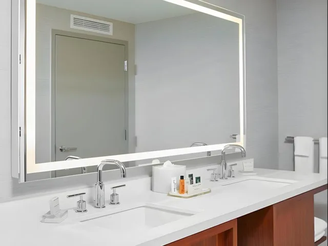 Hospitality, Suite, Double Bed, Accessible, Hilton West Palm Beach 4/4