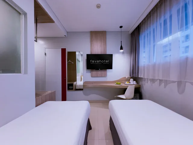 غرفة ديلوكس بسرير مزدوج أو سريرين منفصلين، favehotel Gatot Subroto 3/5