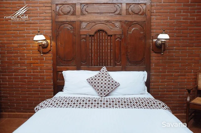 Savana، Rumput Resort & Resto 2/3