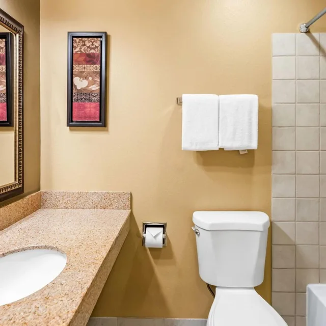 جناح استوديو بسرير كينج بإطلالة على النهر، Baymont by Wyndham Yakima Riverfront 10/10