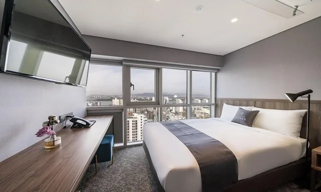 غرفة اقتصادية بسرير كينج، Layers Hotel Hadan 2/5