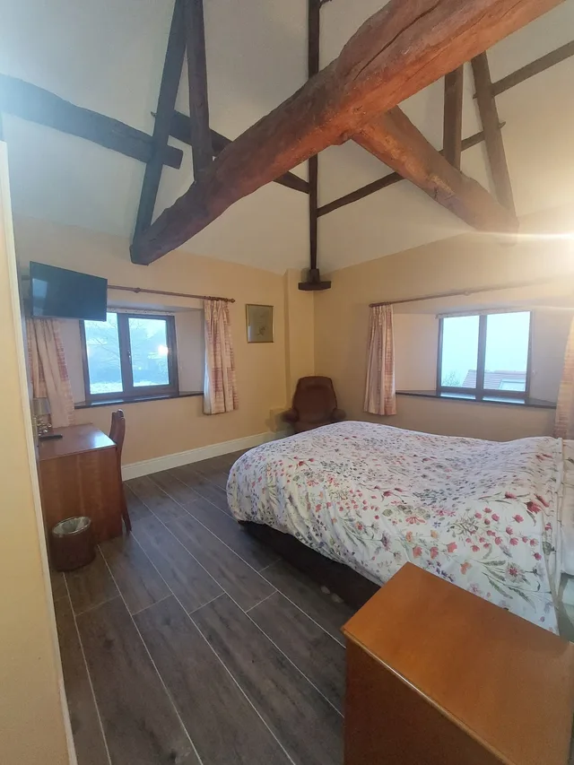 شقة بسريرين كينج وسرير فردي بغرفتي نوم مع أريكة، Padley Farm B&B 6/10