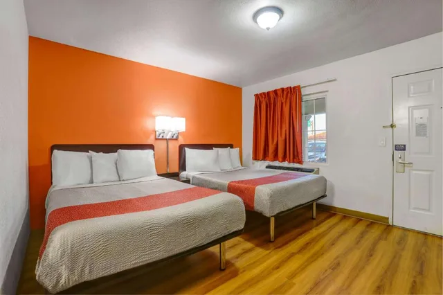 غرفة بسريرين مزدوجين للمدخنين، Motel6 Marysville, CA 3/3