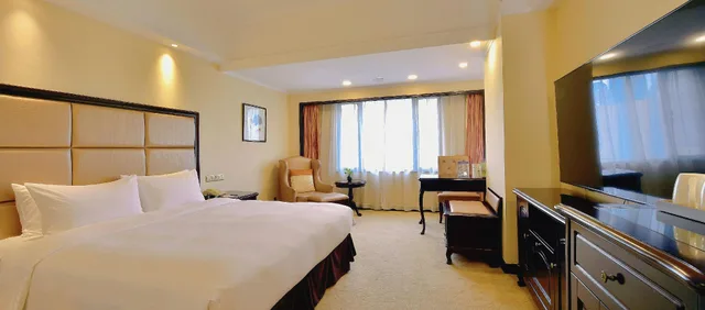 غرفة ديلوكس بسرير كوين، Mandarin Garden 1/2