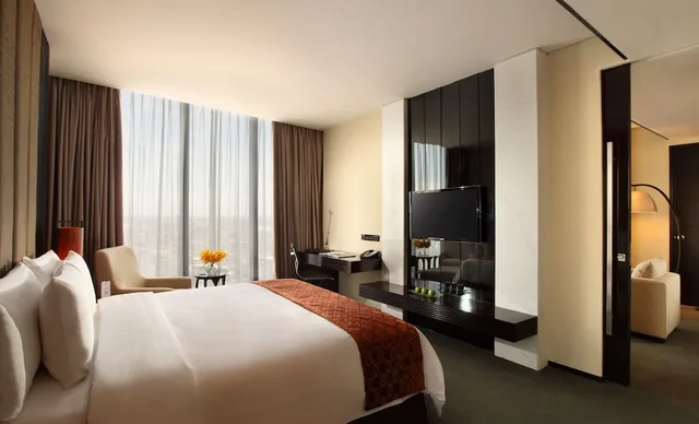 Executive Suite King, Po Hotel Semarang 2/6