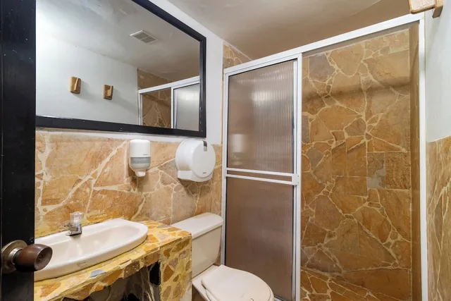 غرفة بسريرين منفصلين، Hotel Sansiraka by GEH Suites 8/8