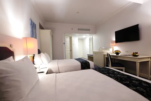 Deluxe, Twin Beds, City View, ARYADUTA MAKASSAR 3/6