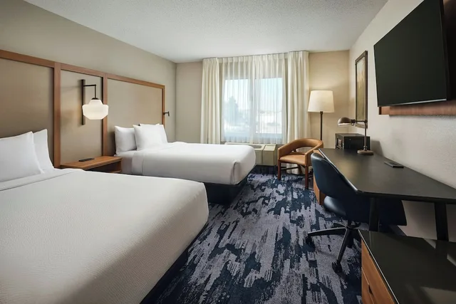 غرفة بسريرين مزدوجين، Fairfield Inn Suites Gillette 4/9