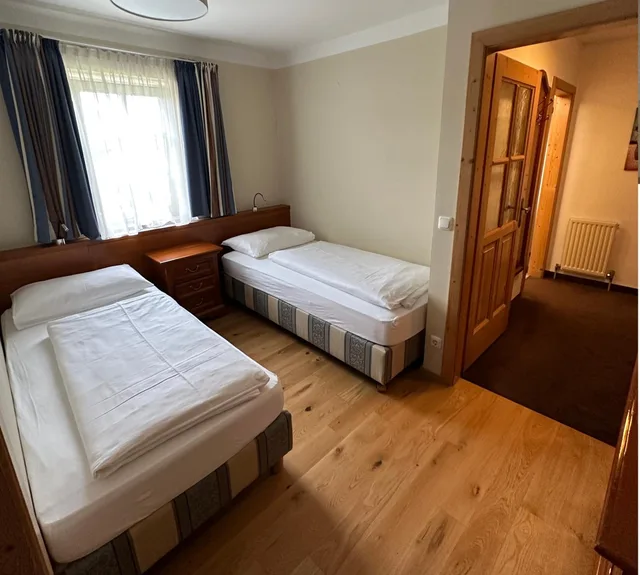 جناح بغرفتي نوم، Das Grune Hotel Zur Post - 100 Bio 2/10