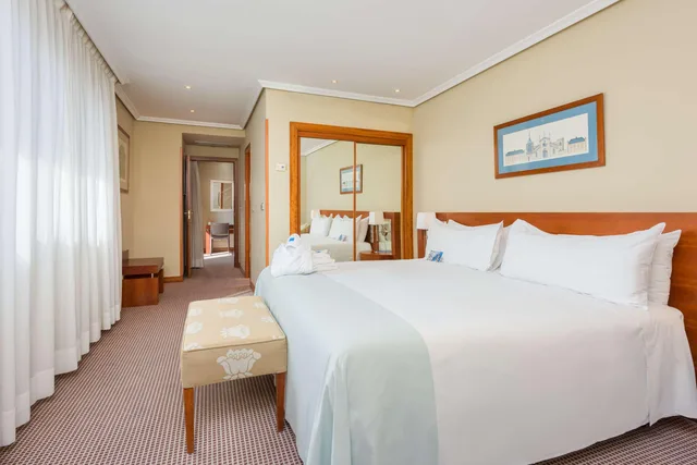 جناح جونيور بشرفة، Hotel Madrid Alameda Aeropuerto, Affiliated by Melia 2/10