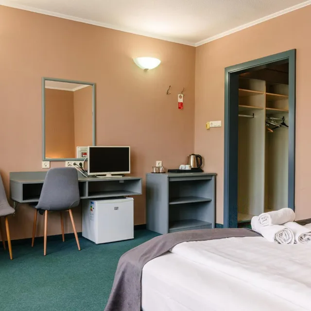 غرفة بسريرين منفصلين، Hotel Unicornis 8/10