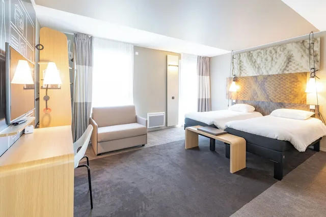 غرفة قياسية بسرير مزدوج وسرير فردي، IBIS SAINT MALO PLAGE 7/10