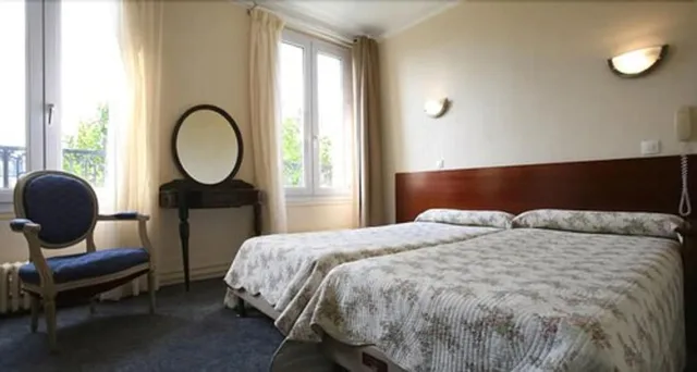 غرفة بسريرين منفصلين، Grand Hotel De L europe 2/5