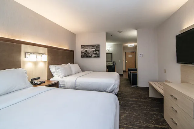 جناح بسريرين كوين، Holiday Inn Express Hotel & Suites Kalispell 1/2