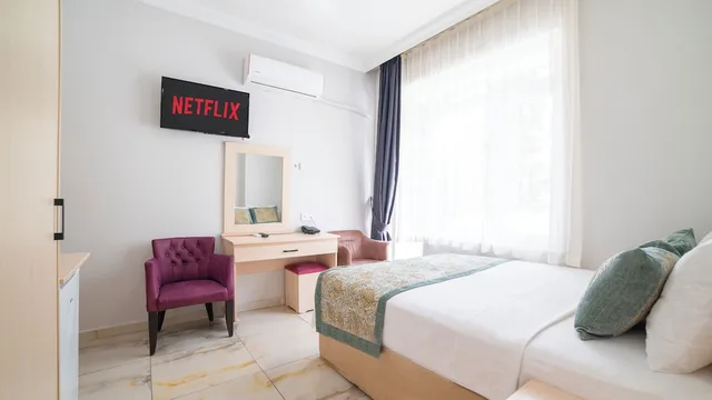 غرفة ديلوكس بسرير كوين، My Home Hotel Gulluk 2/9