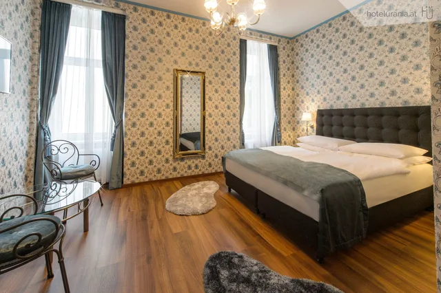 Design, Double Bed، Hotel Urania 5/10